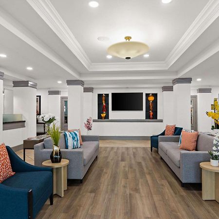 Comfort Suites Vero Beach I-95 Bagian luar foto