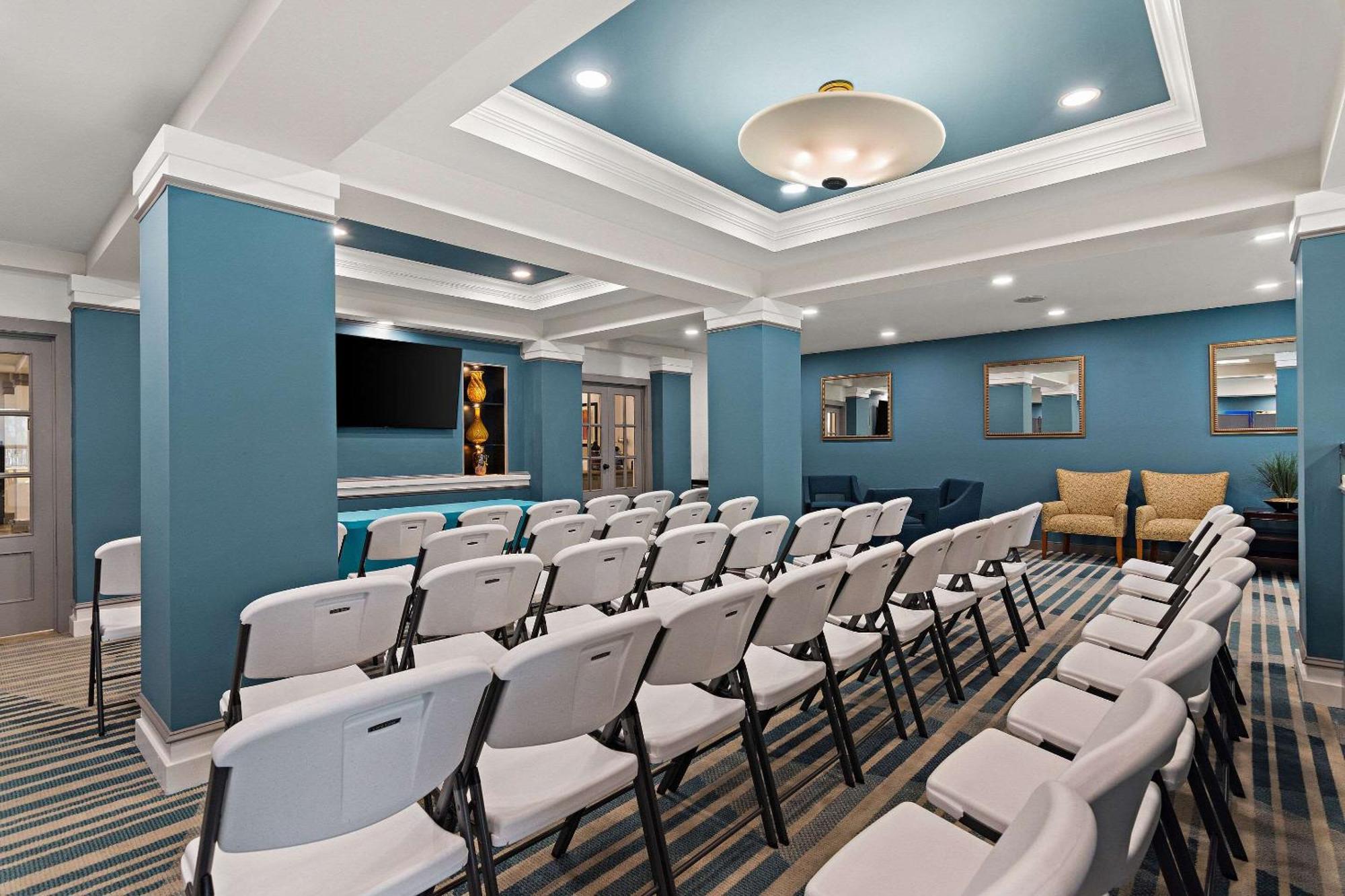 Comfort Suites Vero Beach I-95 Bagian luar foto