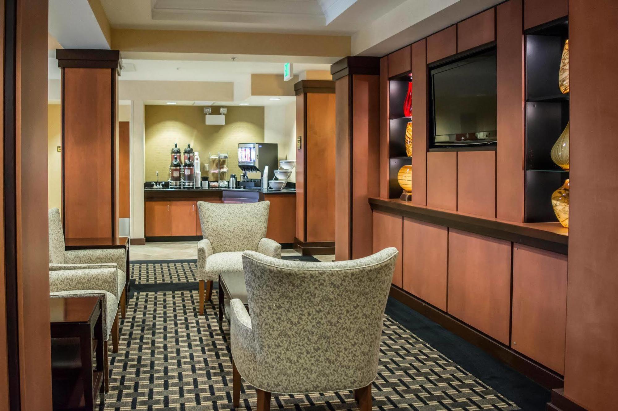 Comfort Suites Vero Beach I-95 Bagian luar foto