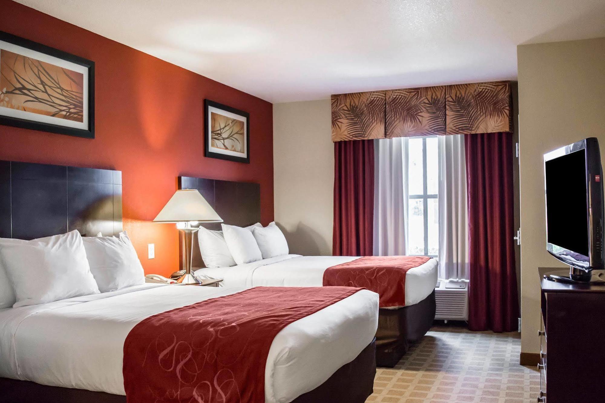 Comfort Suites Vero Beach I-95 Bagian luar foto
